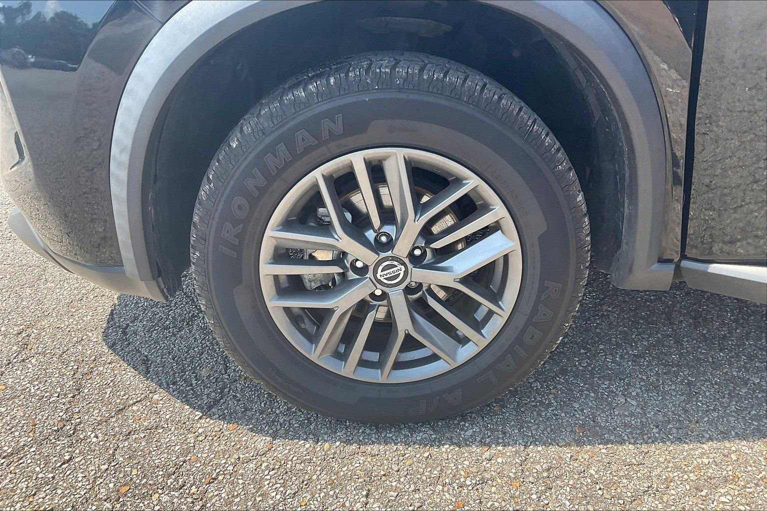 Used 2021 Nissan Rogue S image 3