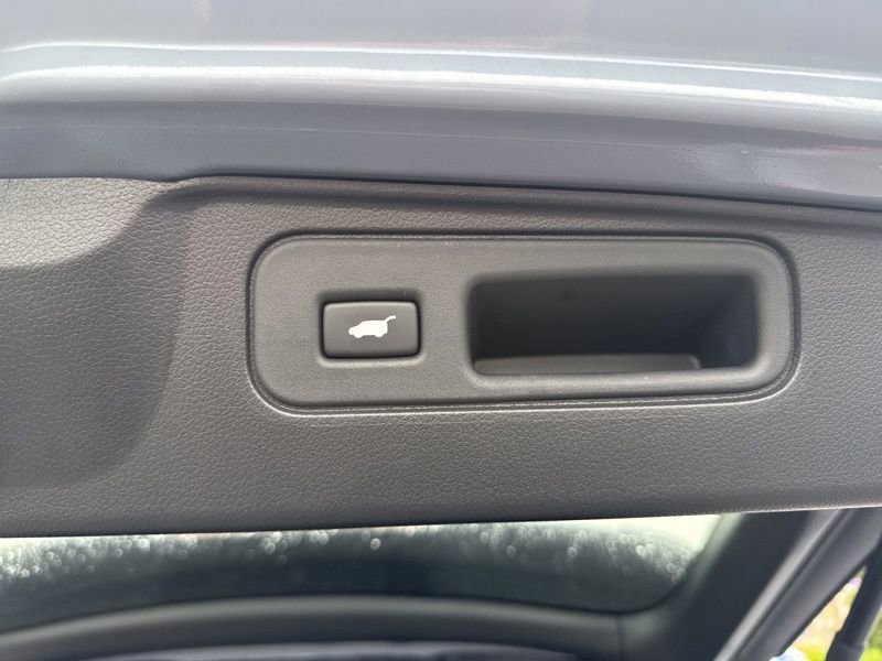 Used 2023 Honda Passport Elite image 11
