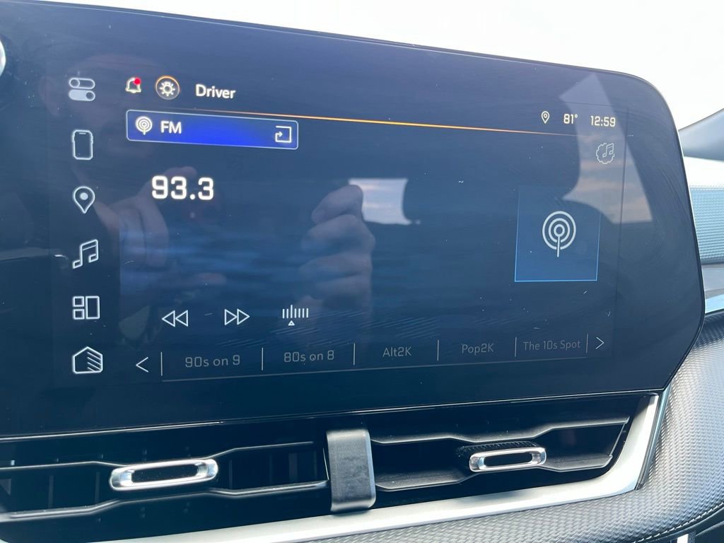 Used 2025 Chevrolet Equinox LT image 33