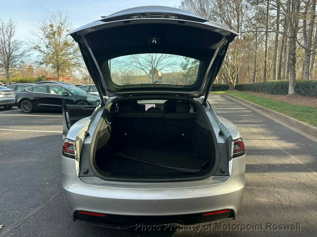 Used 2025 Tesla Model S AWD image 26