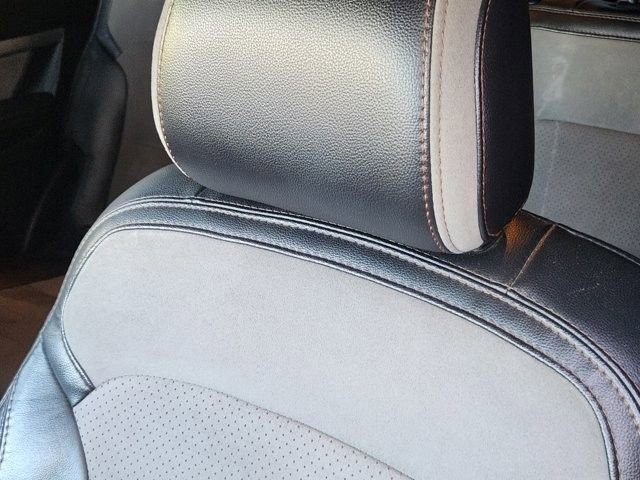 Used 2017 Ford Explorer XLT w/ Equipment Group 202A image 23