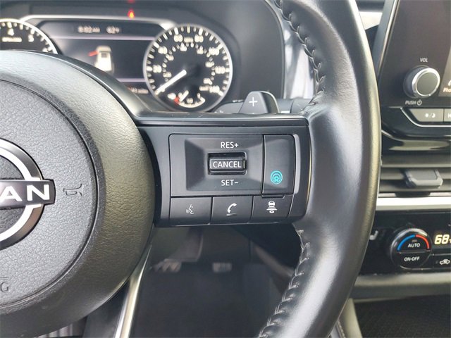 Used 2024 Nissan Pathfinder SV image 18