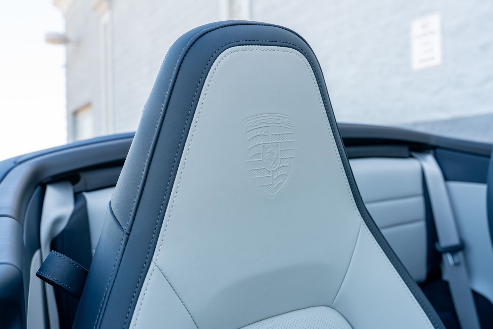 Used 2025 Porsche 911 Carrera image 40