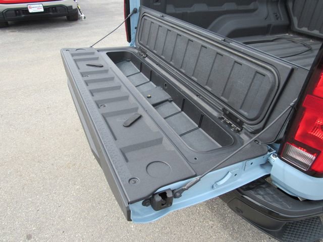 Used 2025 Chevrolet Colorado Z71 w/ Technology Package image 30