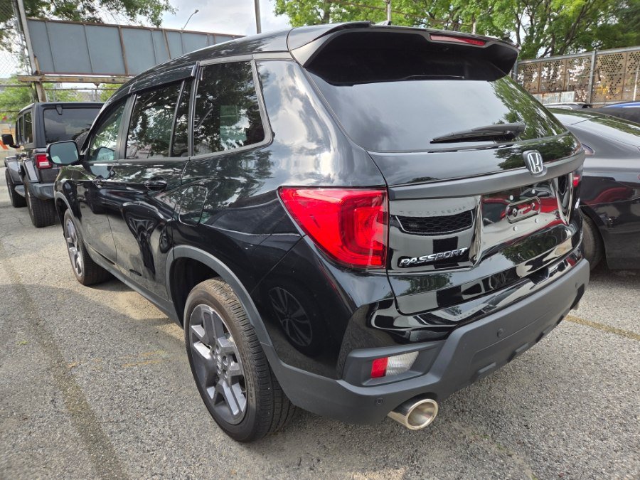 Used 2023 Honda Passport EX-L image 6