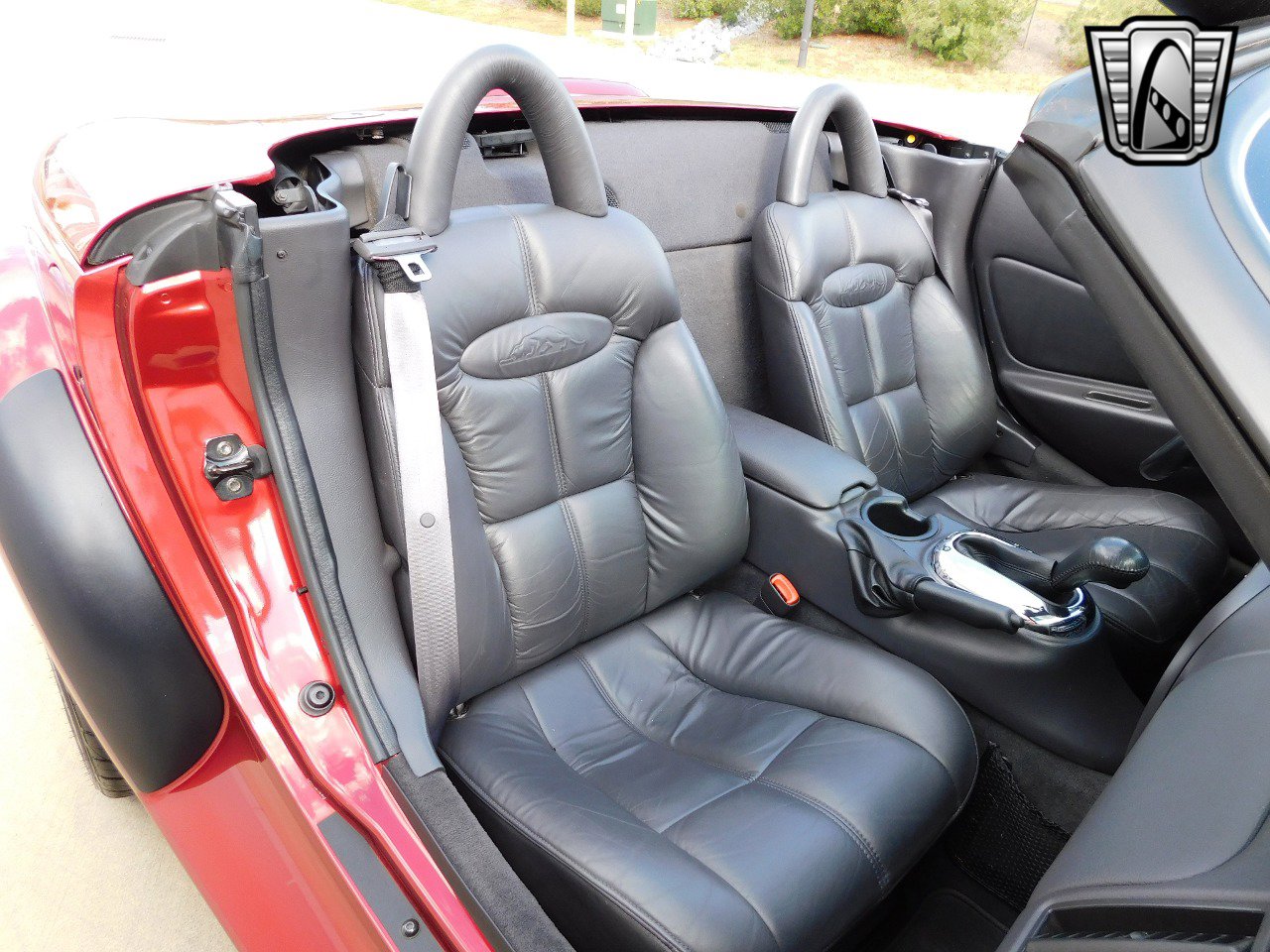 Used 2002 Chrysler Prowler image 24