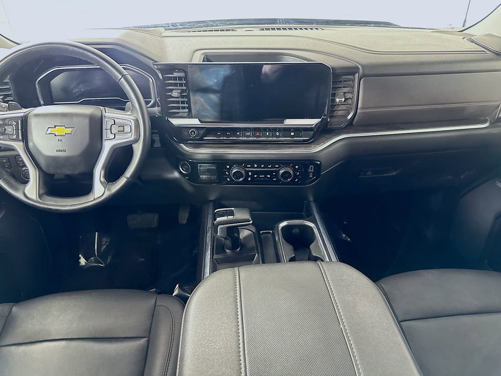 Used 2024 Chevrolet Silverado 1500 LTZ AWD/4WD image 18