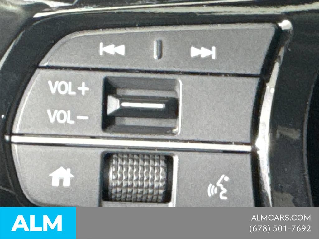 Used 2025 Honda Pilot EX-L image 27
