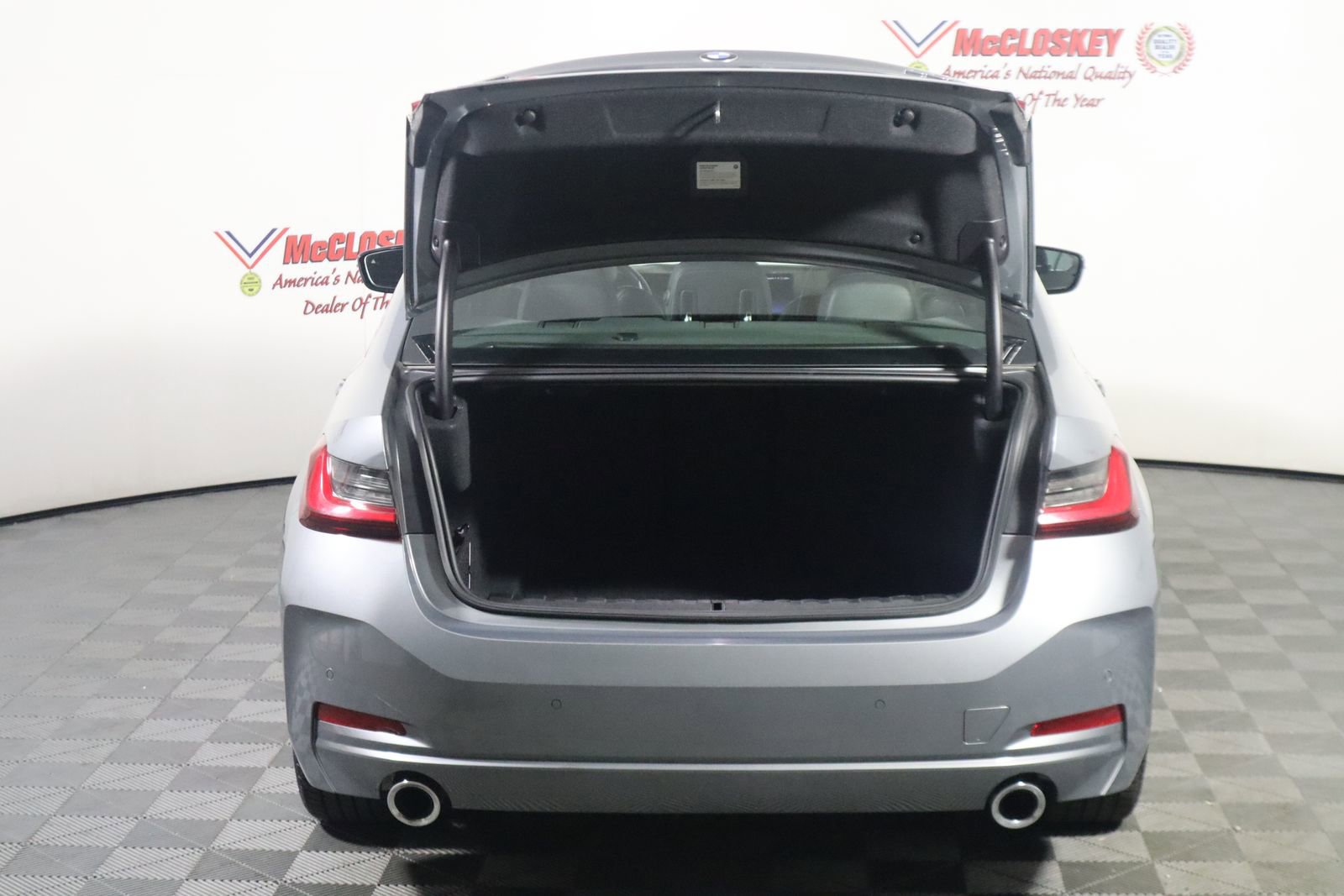 Used 2024 BMW 330i xDrive Sedan image 13