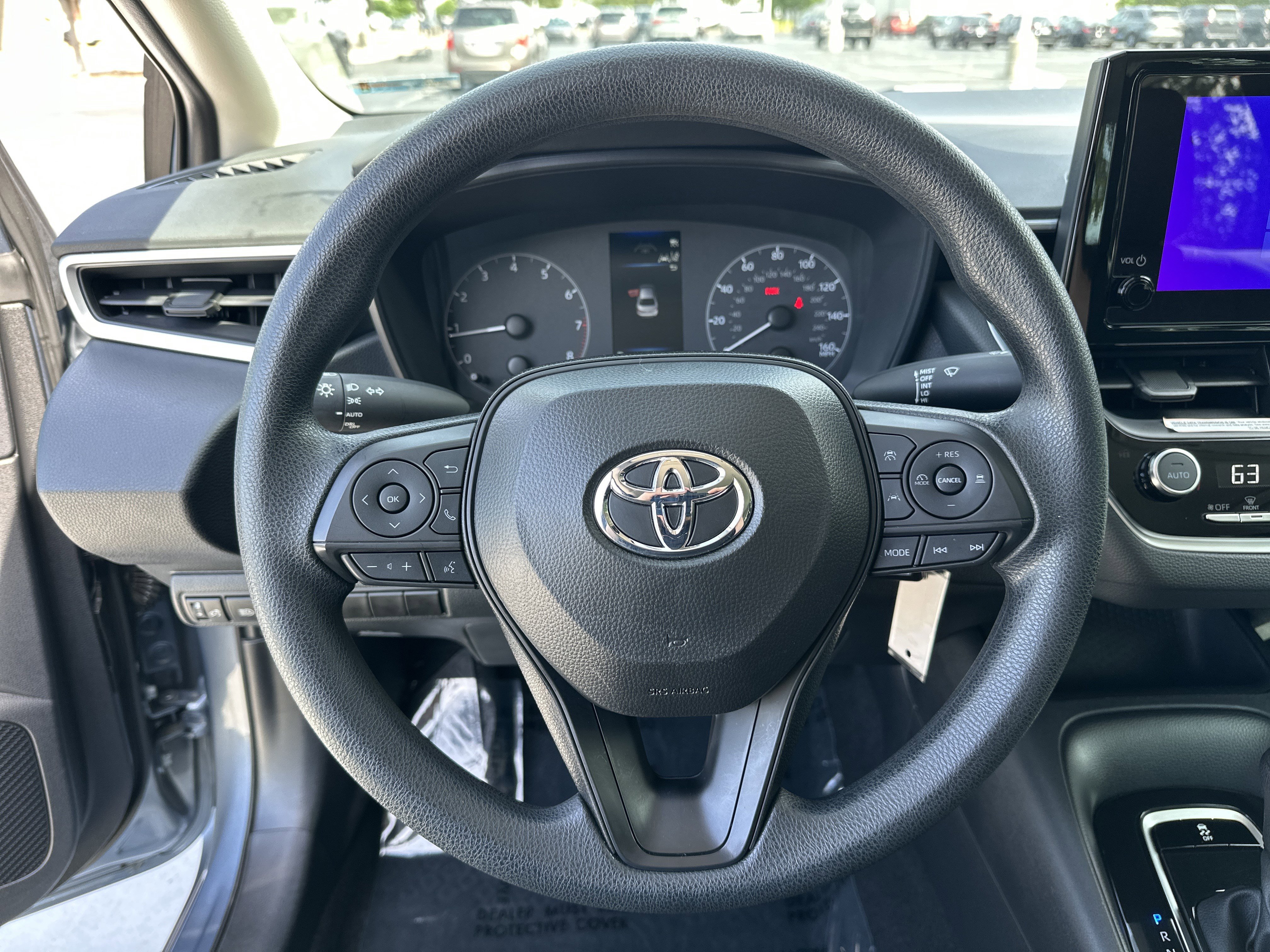 Used 2024 Toyota Corolla LE FWD image 18