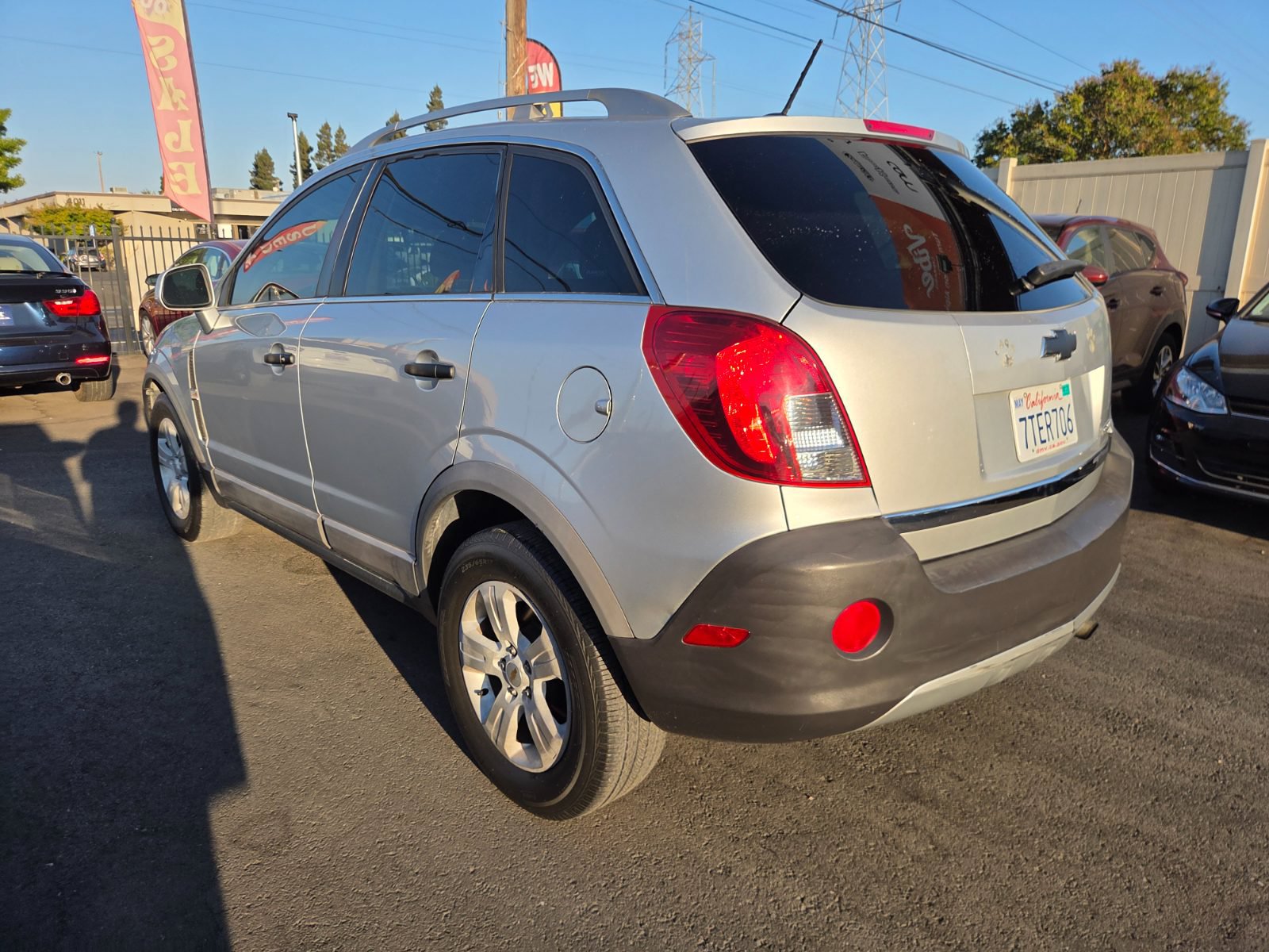 Used 2013 Chevrolet Captiva Sport LS FWD image 2