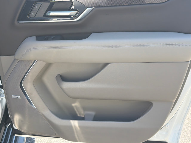 Used 2026 GMC Yukon XL Elevation AWD/4WD image 18