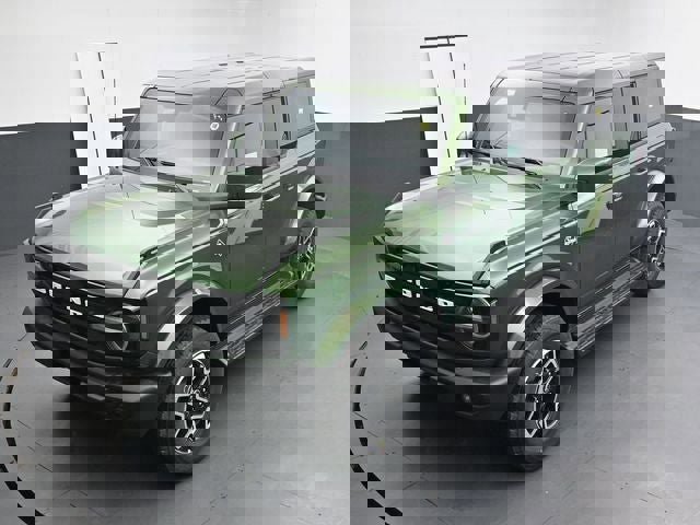 New 2025 Ford Bronco Outer Banks AWD/4WD image 17