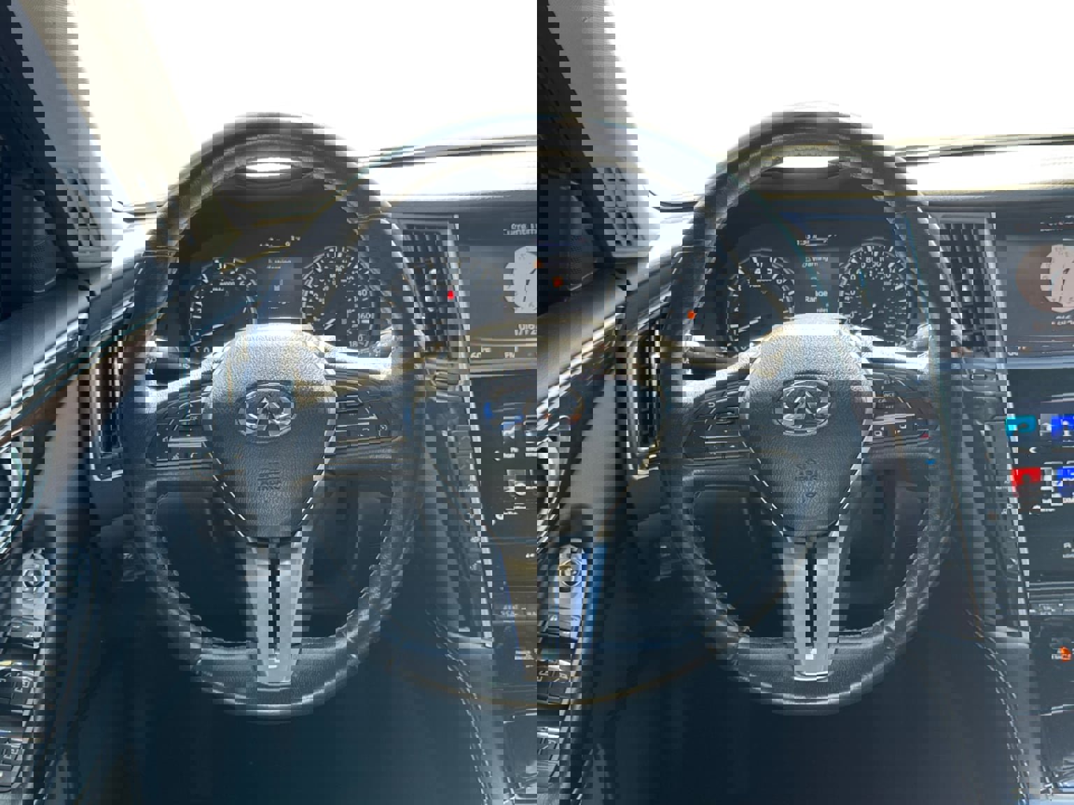 Used 2018 INFINITI Q50 Luxe image 13