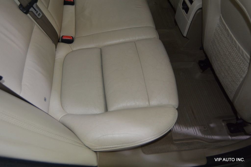 Used 2010 Volvo XC70 3.2 image 26