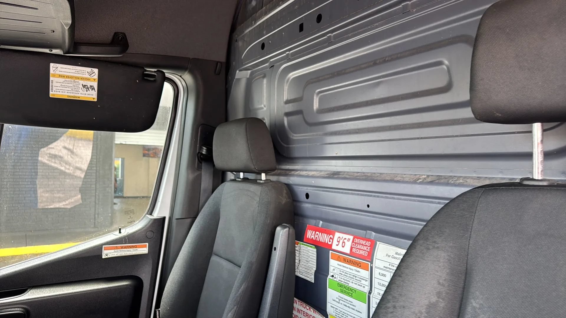 Used 2021 Freightliner Sprinter 2500 RWD image 19