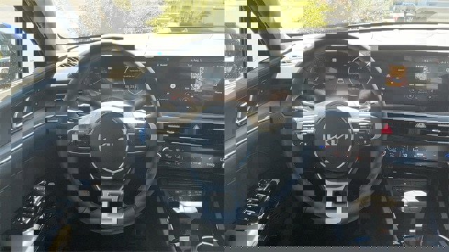 New 2026 Kia K5 EX image 32