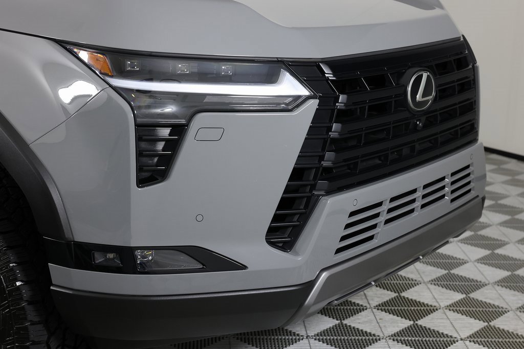 Used 2025 Lexus GX 550 image 44