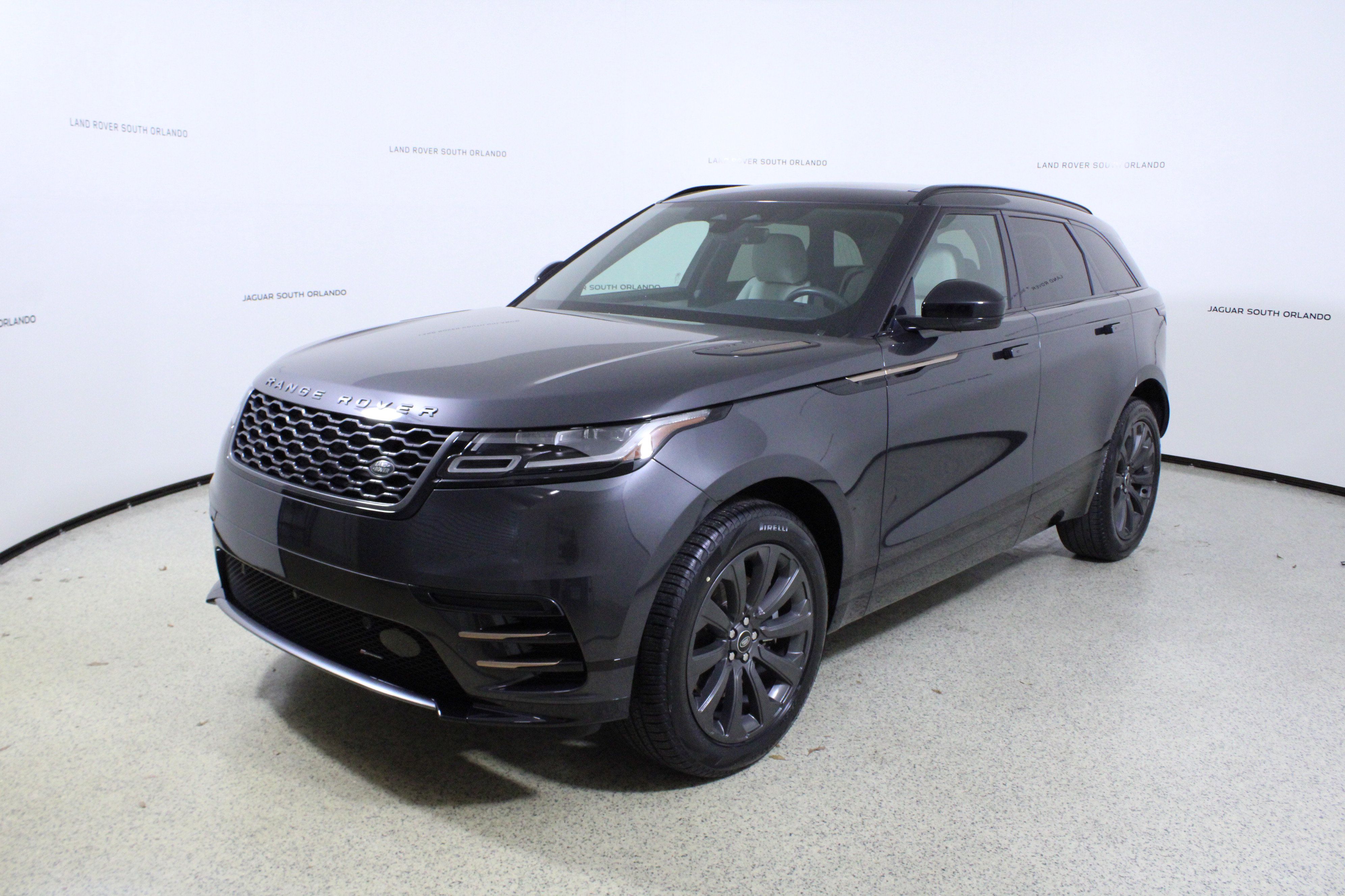 Used 2023 Land Rover Range Rover Velar R-Dynamic S AWD/4WD image 4