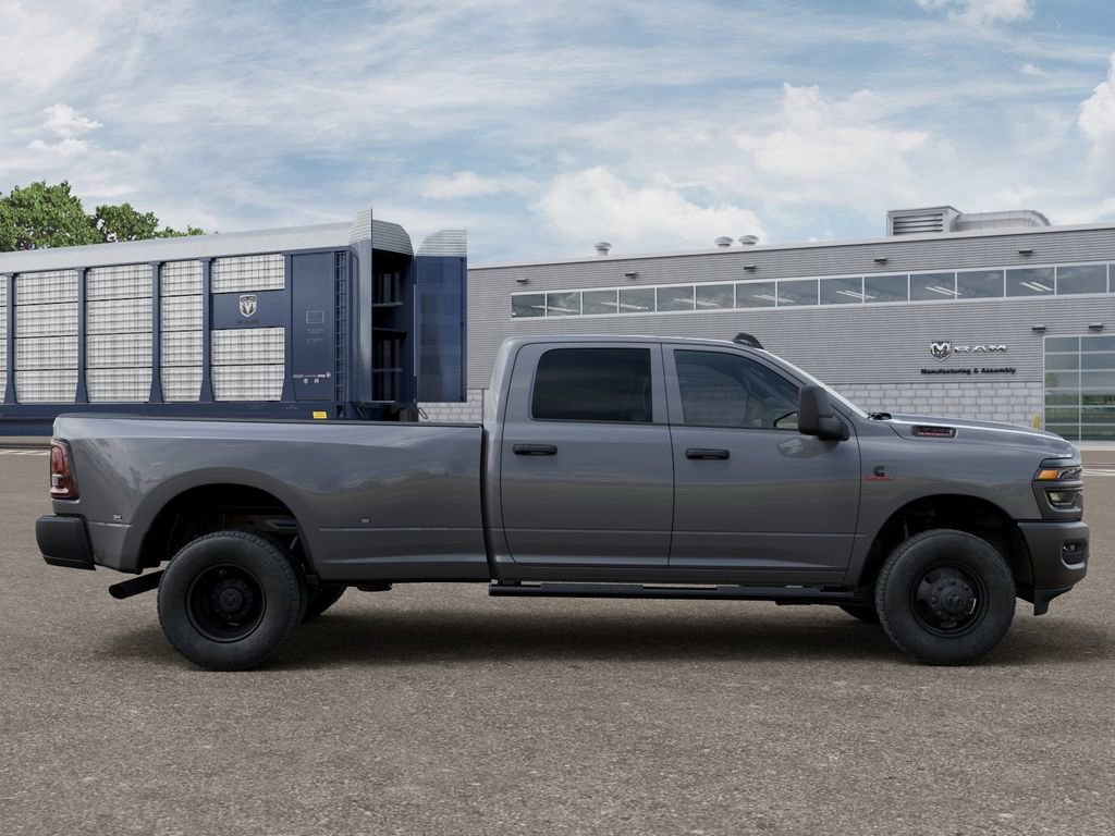 New 2026 RAM 3500 Tradesman AWD/4WD image 21
