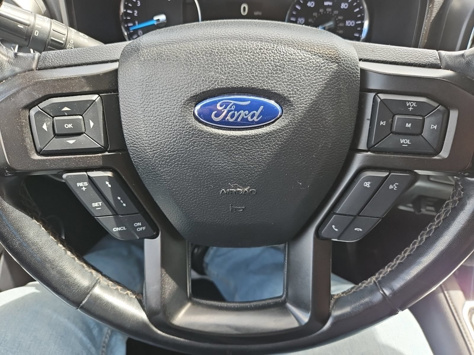 Used 2018 Ford Expedition Limited w/ Equipment Group 301A AWD/4WD image 33