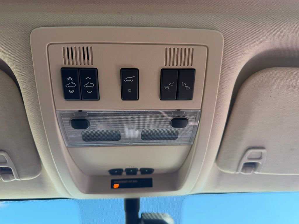 Used 2007 Cadillac Escalade AWD w/ Information Package image 19