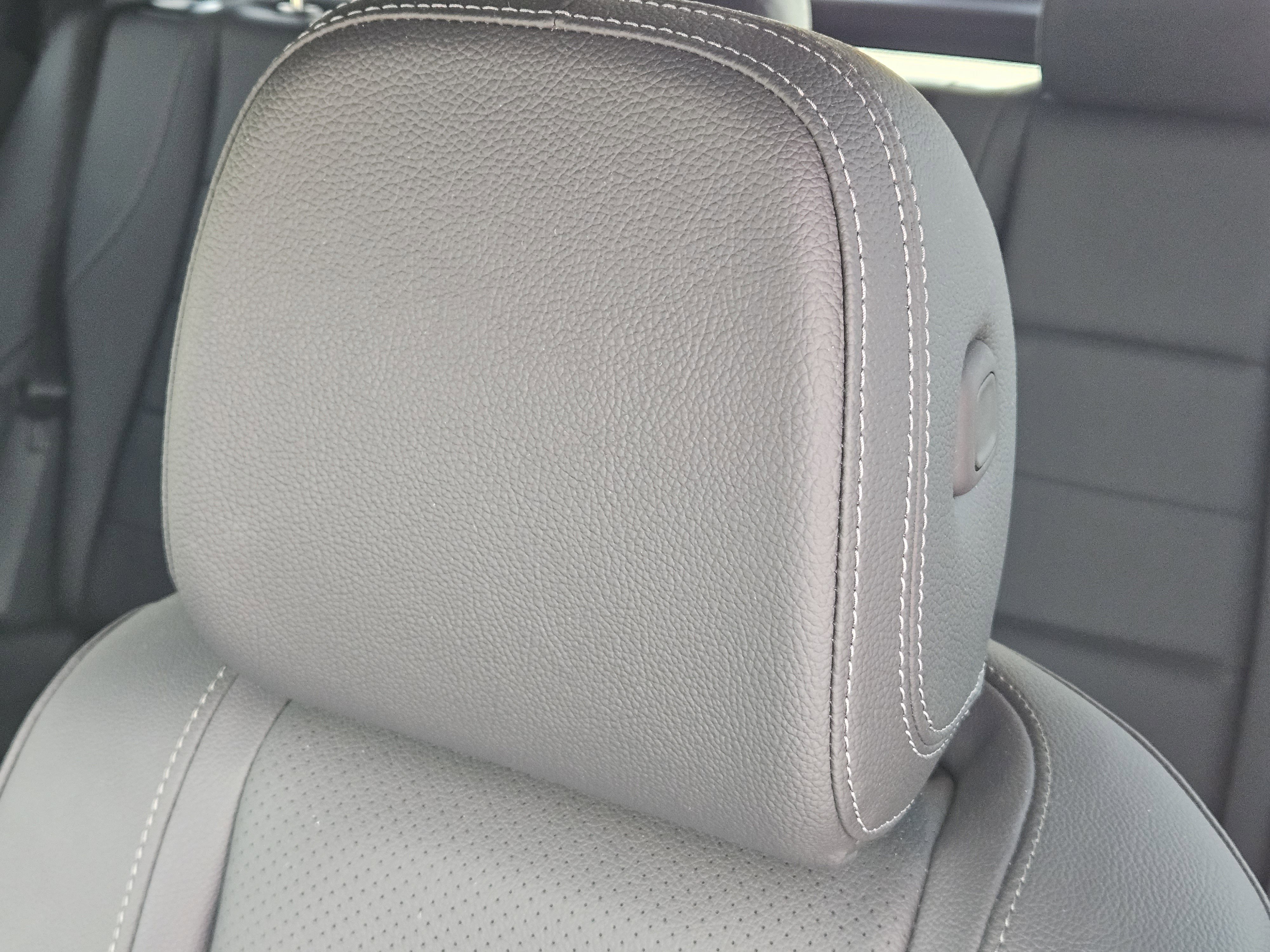 Certified 2025 Mercedes-Benz GLE 350 4MATIC image 15