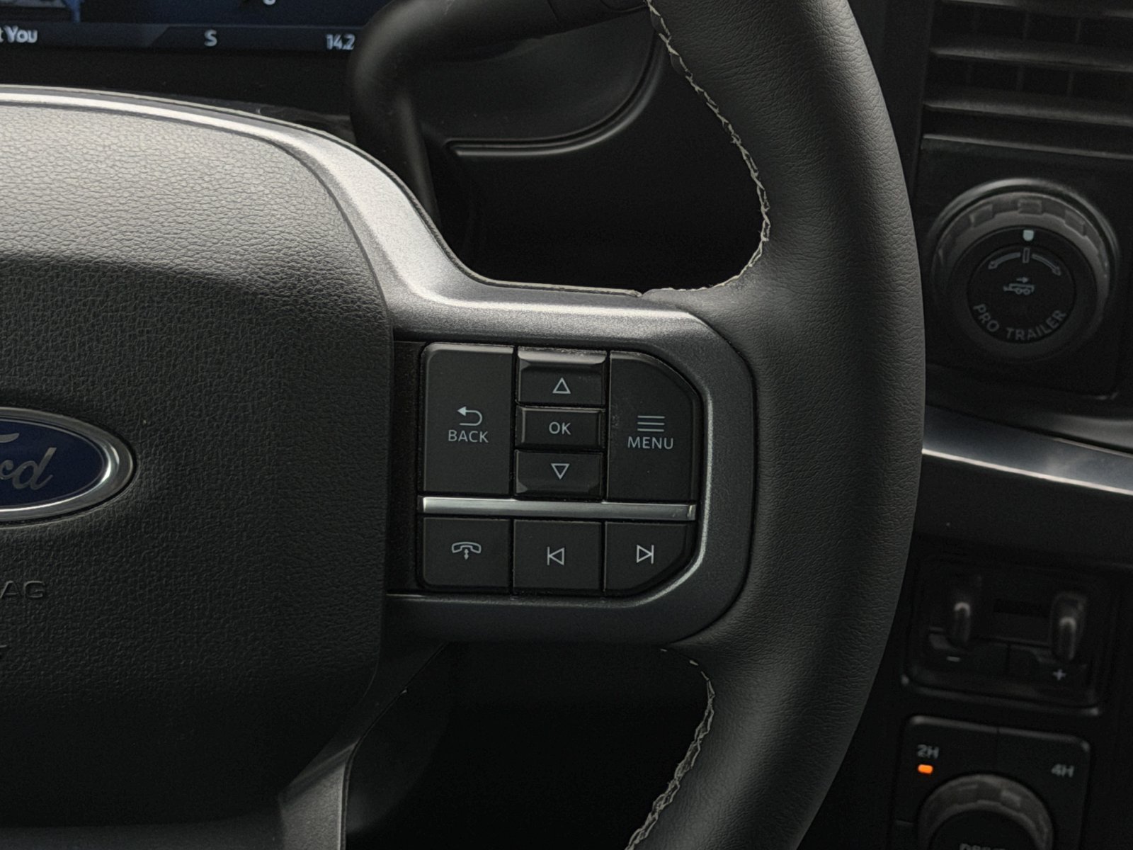 Used 2025 Ford F250 Lariat w/ Lariat Ultimate Package AWD/4WD image 19