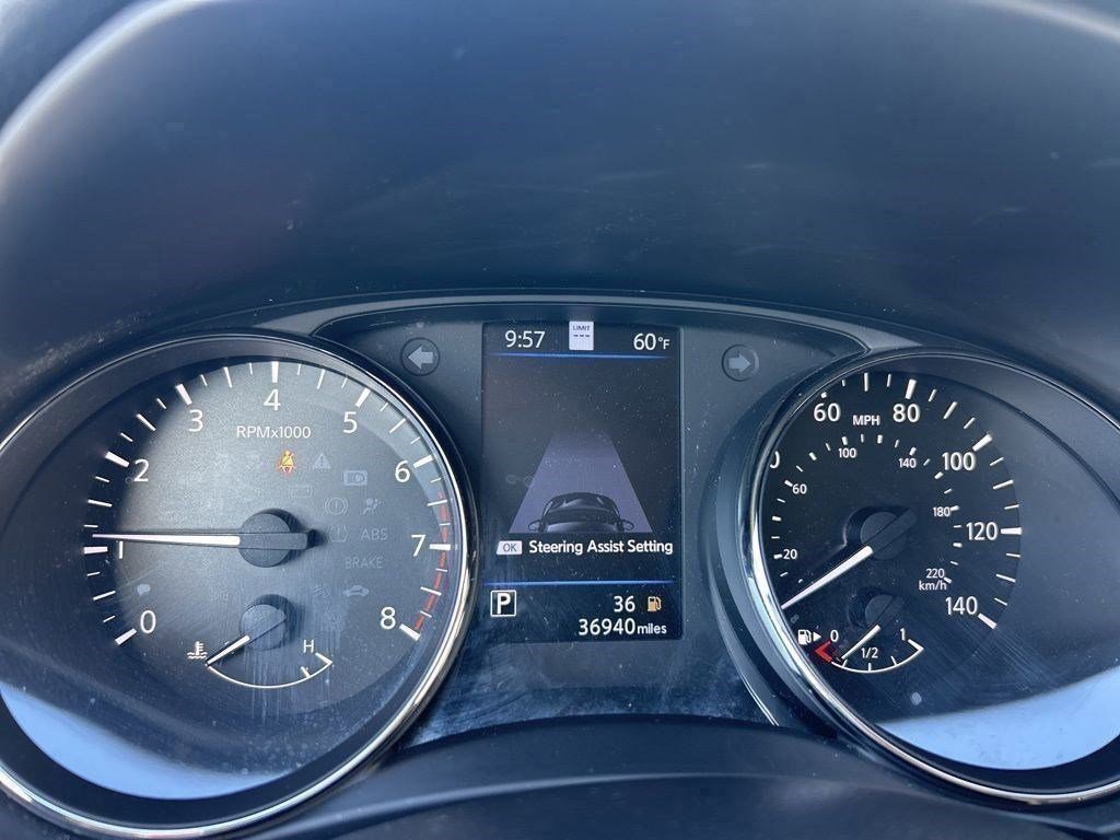 Used 2022 Nissan Rogue Sport SL image 11