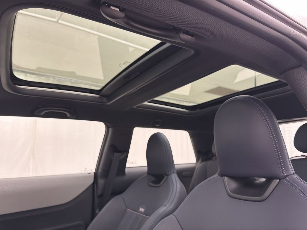 Certified 2025 MINI Cooper S image 23