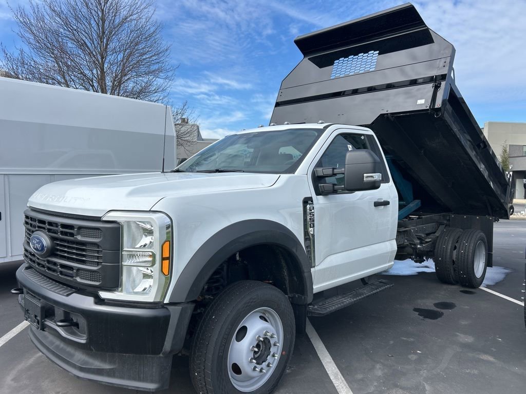 New 2026 Ford F550 4x4 Regular Cab Super Duty image 1