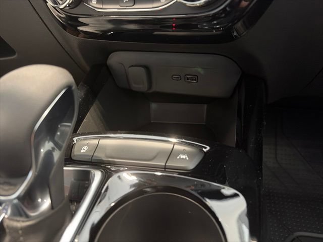 New 2026 Chevrolet Trax LT w/ Driver Confidence Package FWD image 19