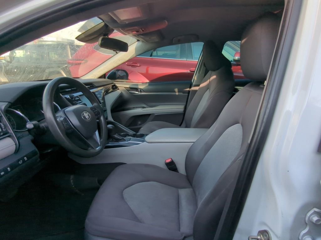 Used 2020 Toyota Camry LE FWD image 6