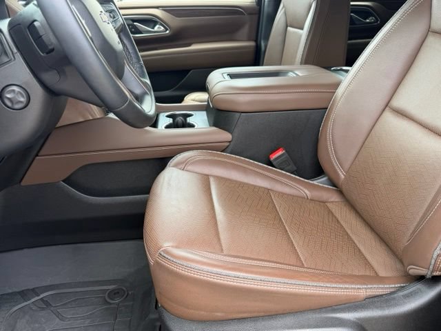 Used 2024 Chevrolet Tahoe High Country RWD image 15