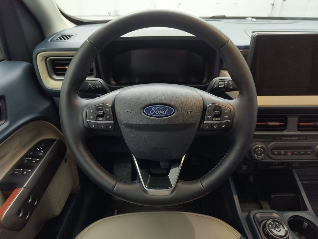 Used 2025 Ford Maverick Lariat w/ 4K Tow Package image 14
