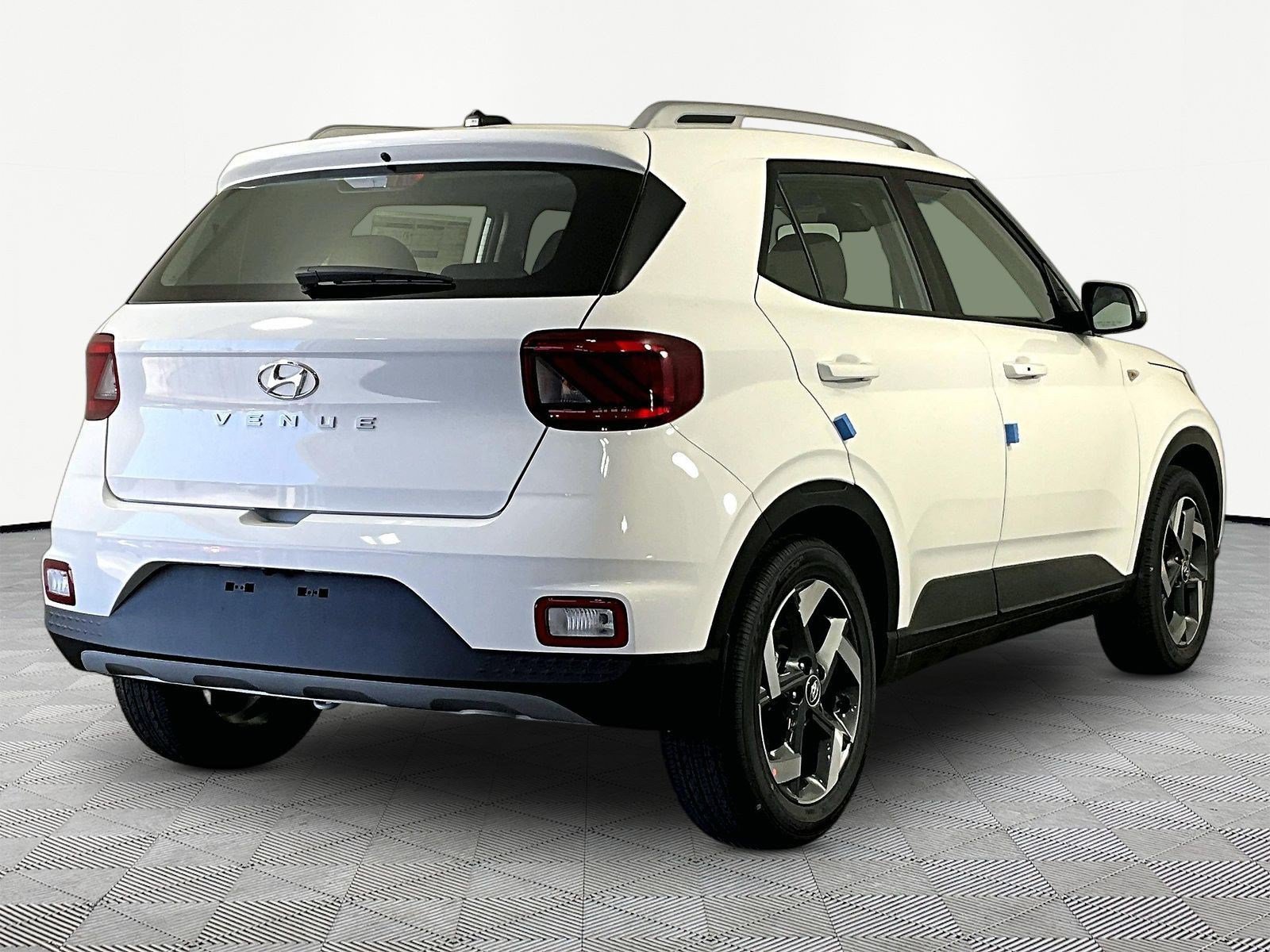 New 2026 Hyundai Venue SEL FWD image 7