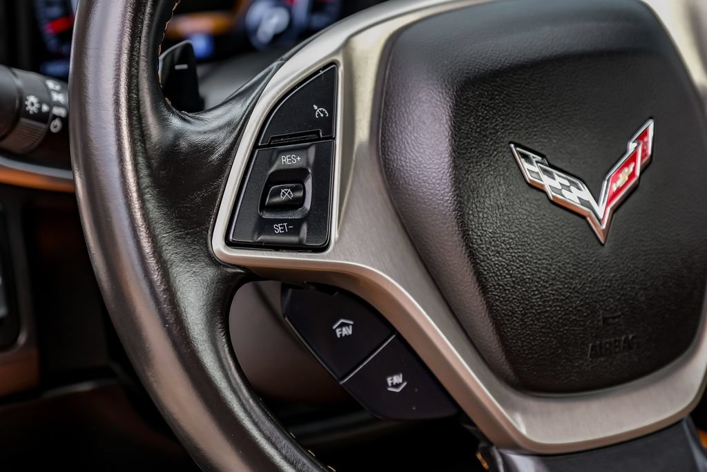 Used 2018 Chevrolet Corvette Stingray Convertible Z51 2LT RWD image 21