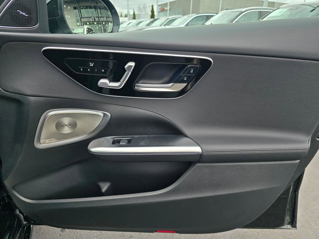 New 2026 Mercedes-Benz C 300 4MATIC Sedan image 25