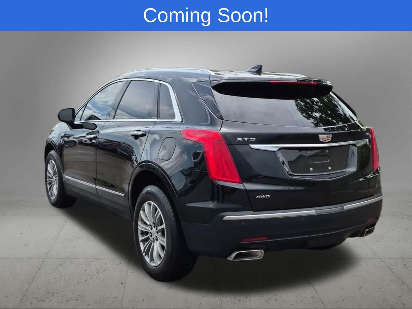 Used 2018 Cadillac XT5 Luxury w/ Driver Awareness Package AWD/4WD image 4