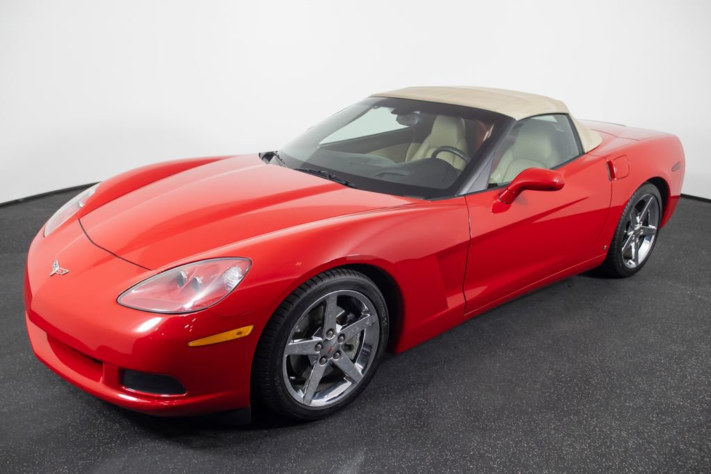 Used 2007 Chevrolet Corvette Convertible w/ Preferred Equipment Group RWD image 52