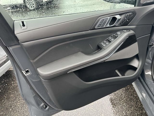 New 2026 BMW X7 xDrive40i image 13