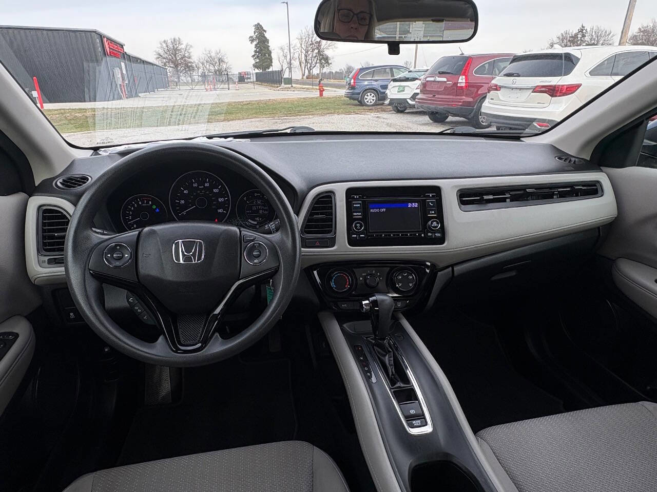 Used 2017 Honda HR-V LX image 36