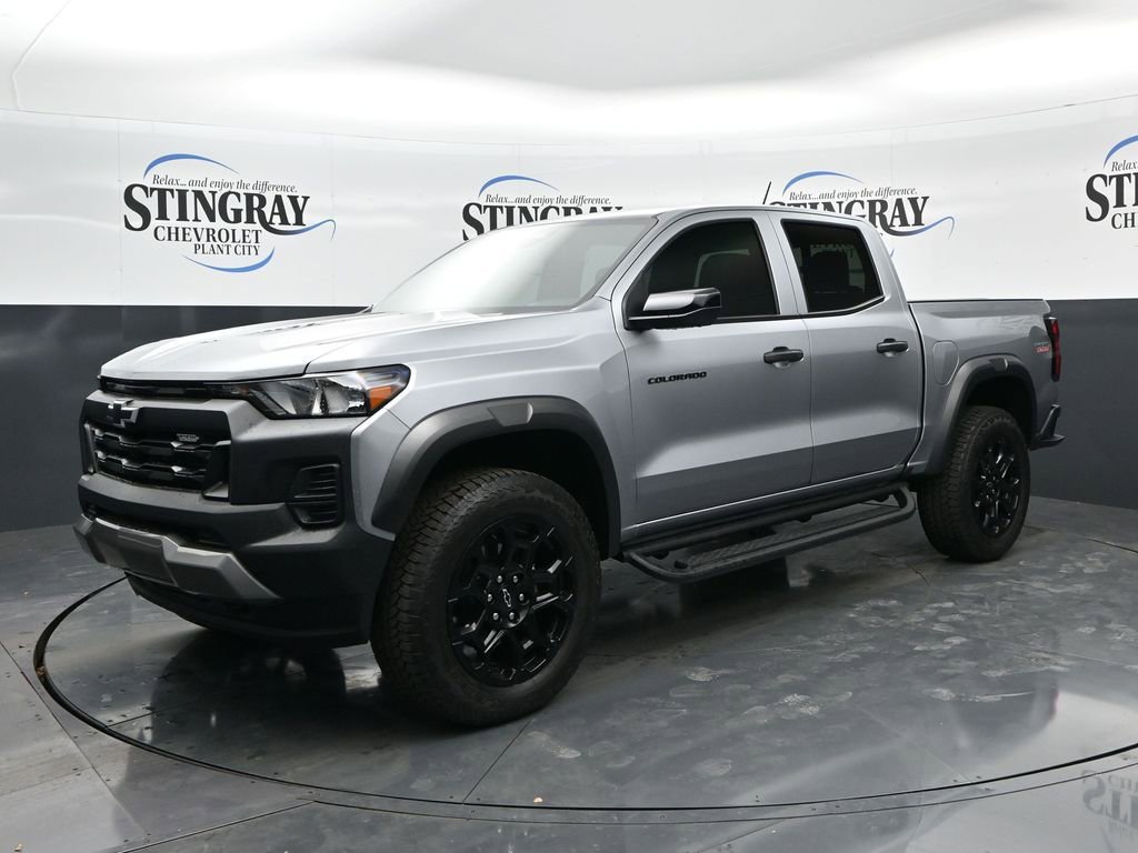 Used 2026 Chevrolet Colorado Trail Boss AWD/4WD image 3