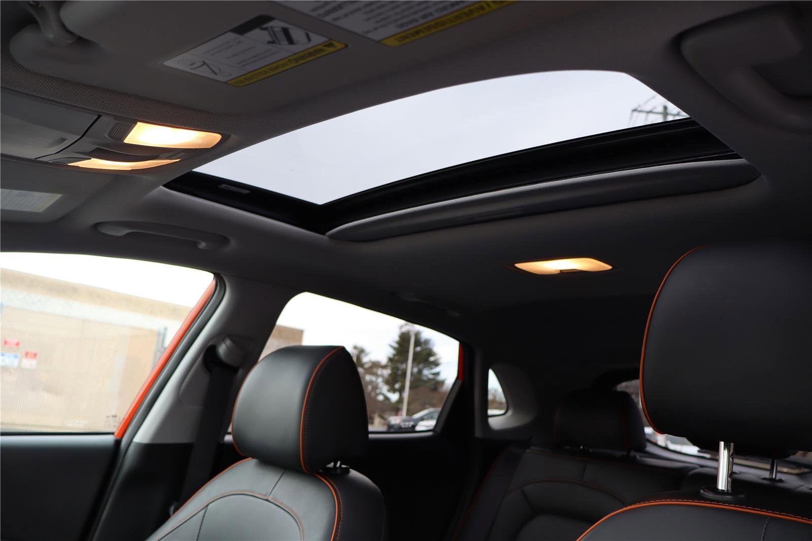 Used 2020 Hyundai Kona Limited image 23