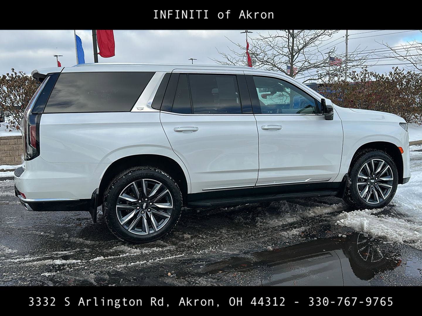 Used 2022 Cadillac Escalade Luxury image 13