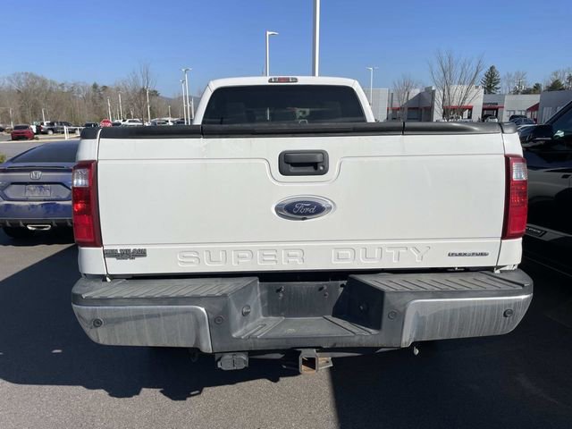 Used 2016 Ford F250 XLT w/ XLT Interior Package image 3