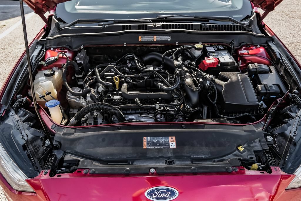 Used 2018 Ford Fusion SE w/ Fusion SE Technology Package FWD image 46
