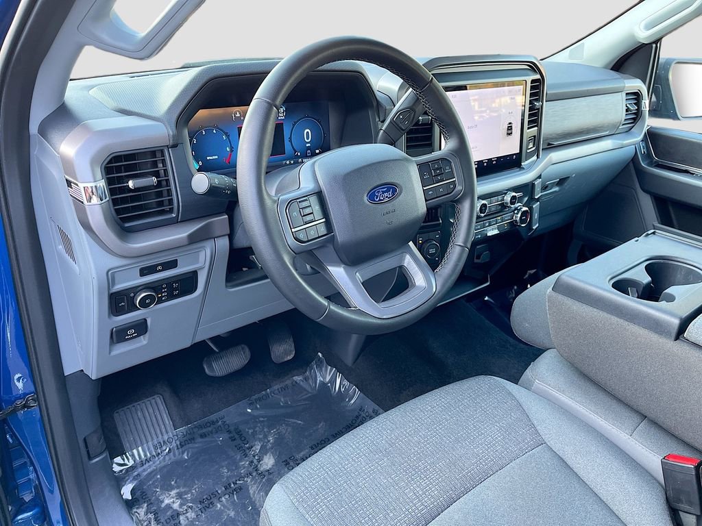 Used 2025 Ford F150 XLT w/ Equipment Group 301A Standard AWD/4WD image 16
