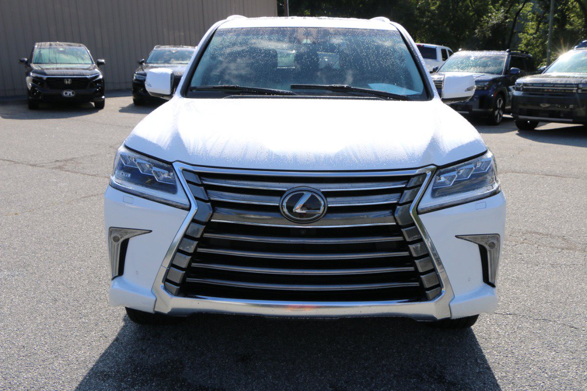 Used 2021 Lexus LX 570 4WD w/ Luxury Package image 11