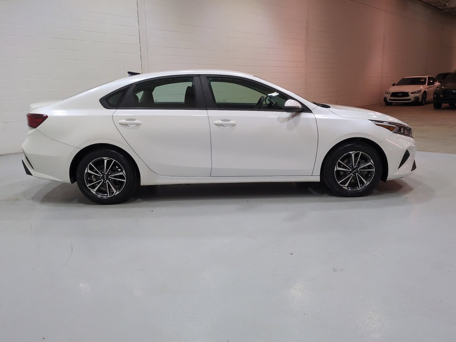 Certified 2023 Kia Forte LXS w/ LXS Technology Package FWD image 2